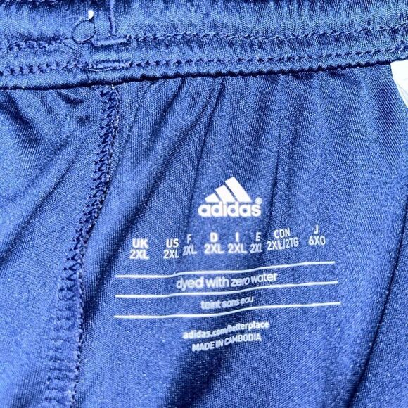 Men’s Adidas 2xl blue and white athletic shorts - Picture 2 of 3